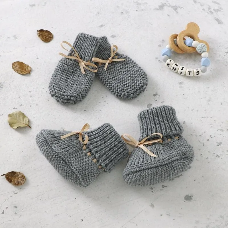 Baby Knitted Shoes & Mittens
