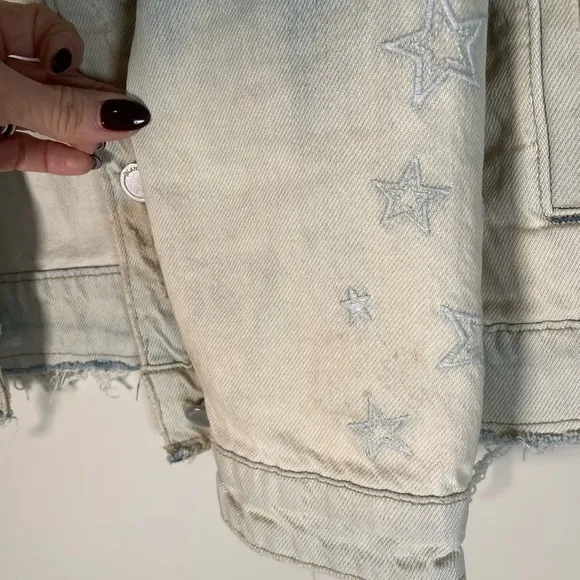 Blank NYC Raw Hem Ombré Distressed Denim Blue Jean Jacket STARS Sz M Slouchy