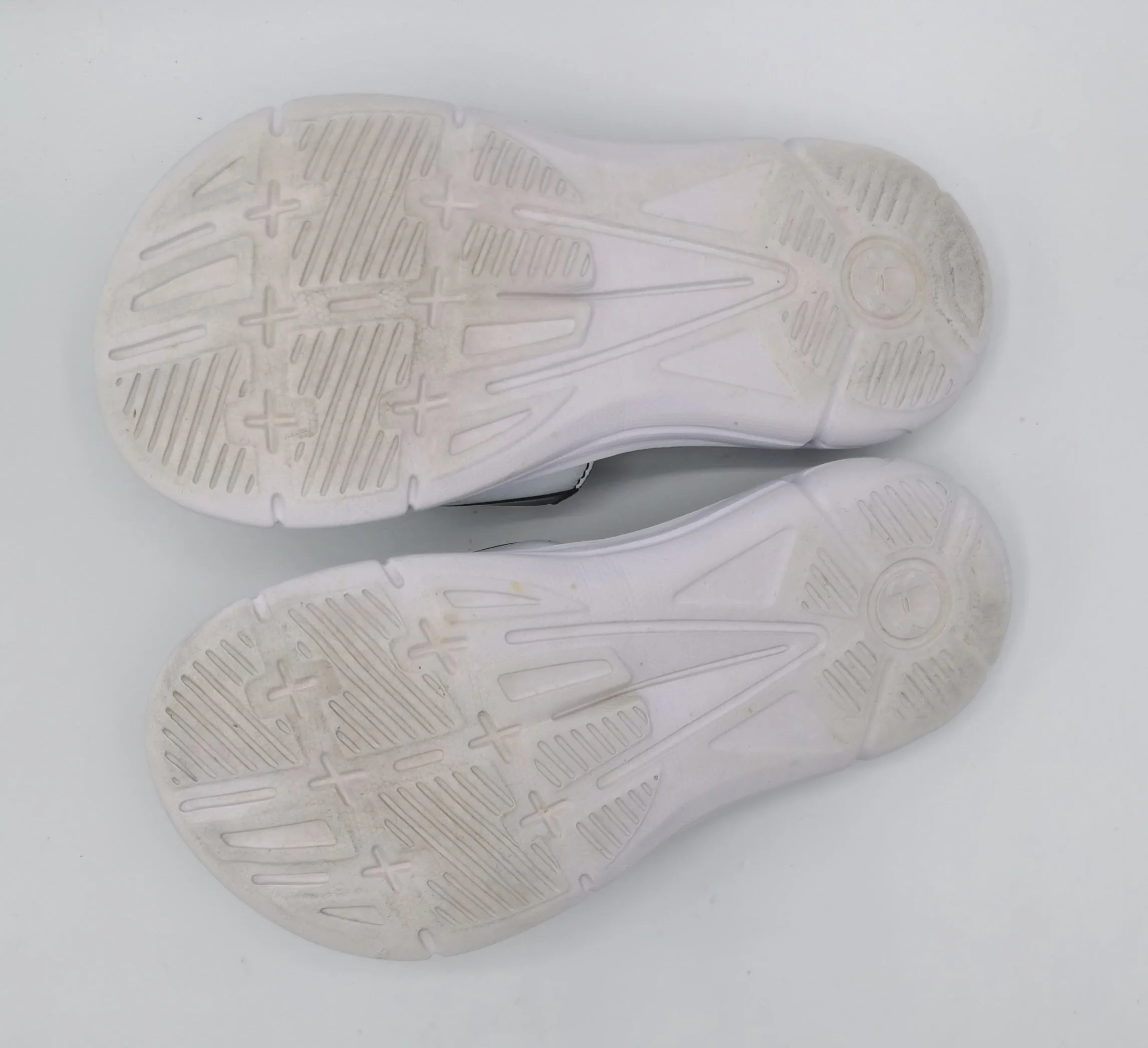 BOY SIZE 1 YOUTH - UNDER ARMOUR, Slides/Sandal VGUC B12