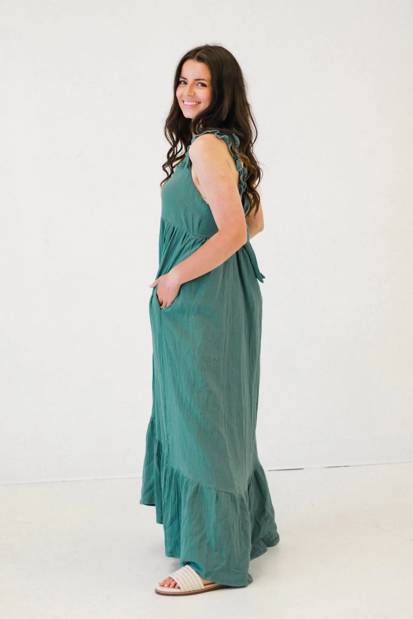 Chic Couture Square Neck Midi Dress in Seafoam Green