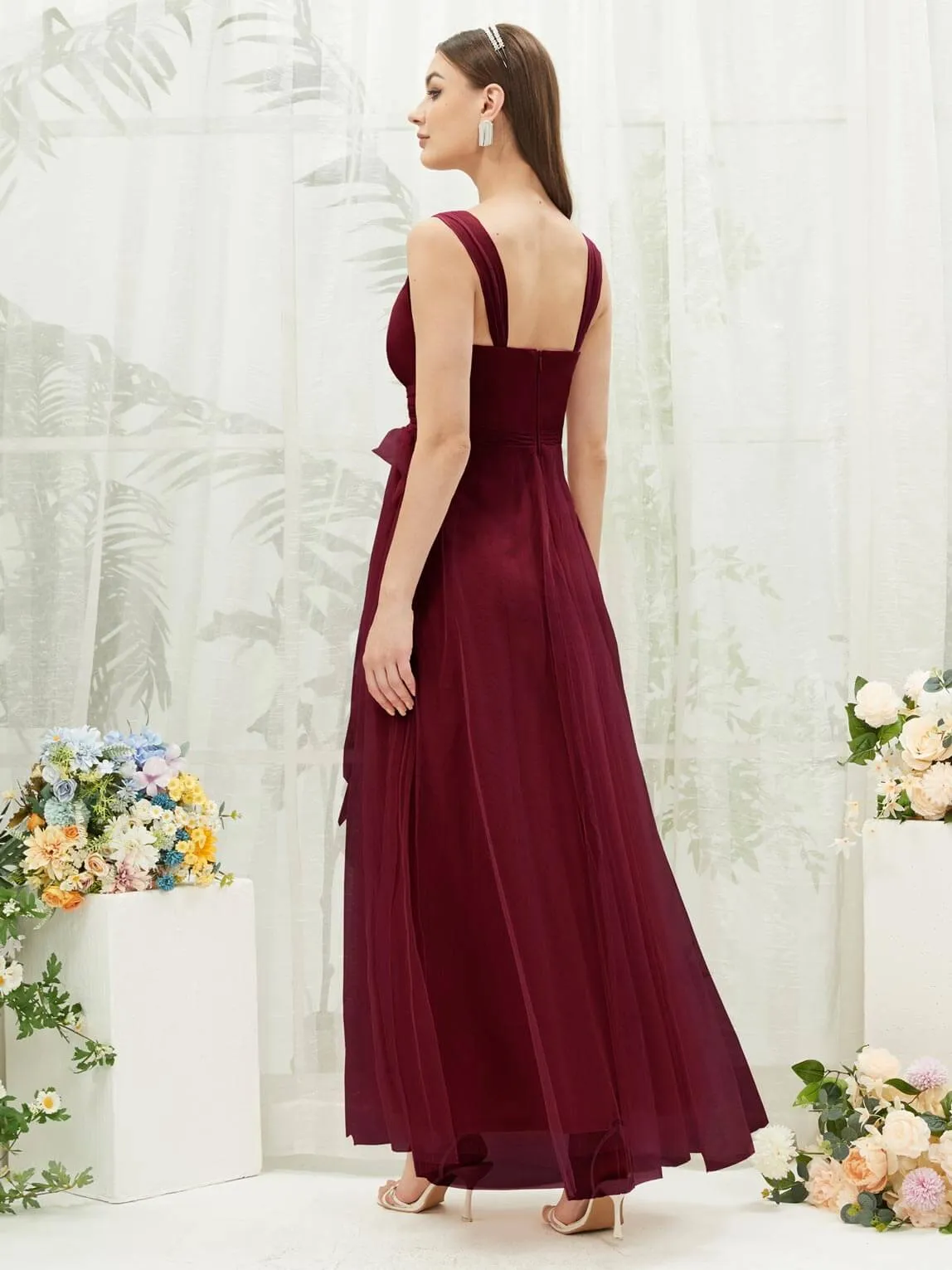 [Final Sale] Burgundy Sleeveless V-Neck Tulle Maxi Bridesmaid Dress Evening Gown