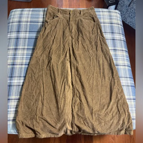 Free people Come As You Are Corduroy Maxi Skirt in Chocolate Brown size 6