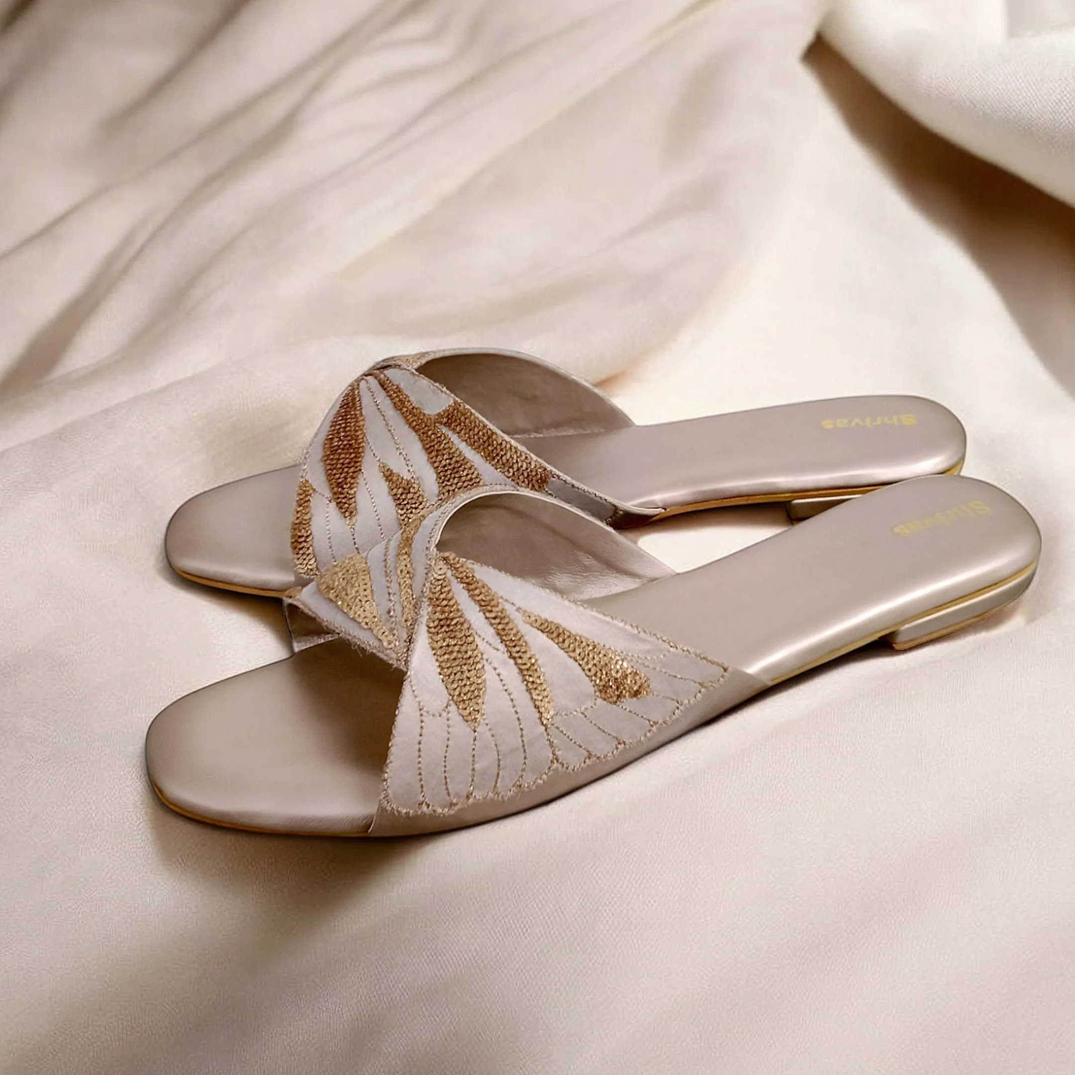 Gold Wings - Flats