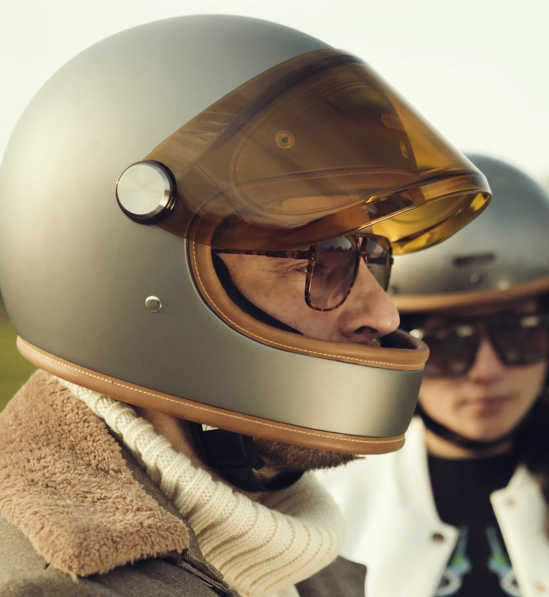 Heroine Racer Molten Ash 2.0 | ECE 22.05 | Last Chance