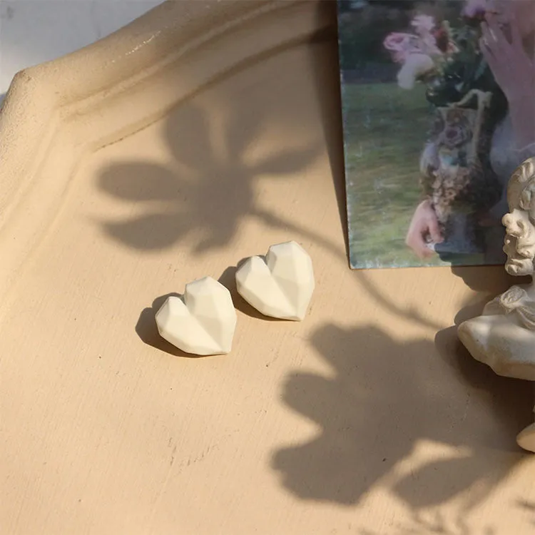 just-lil-things-white-pin-earrings-jlt10771