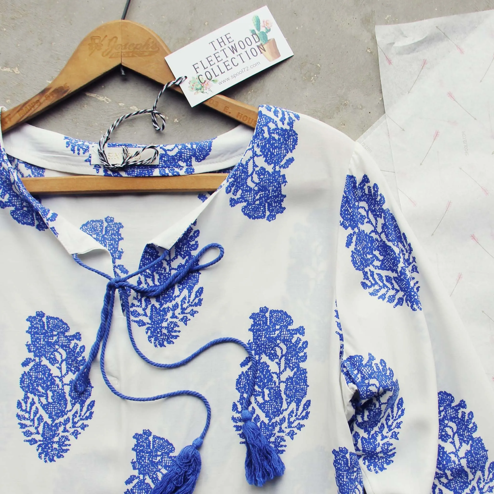 Moon & Isles Dress