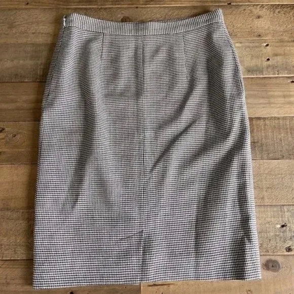Moschino Vintage Cheap &amp; Chic Vintage Houndstooth Pencil Skirt