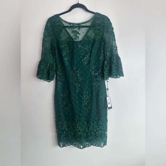 NWT Adrianna Papell Forest Green Embroidered Lace Ruffle Sleeve Dress Size 4