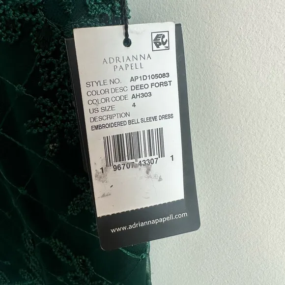 NWT Adrianna Papell Forest Green Embroidered Lace Ruffle Sleeve Dress Size 4