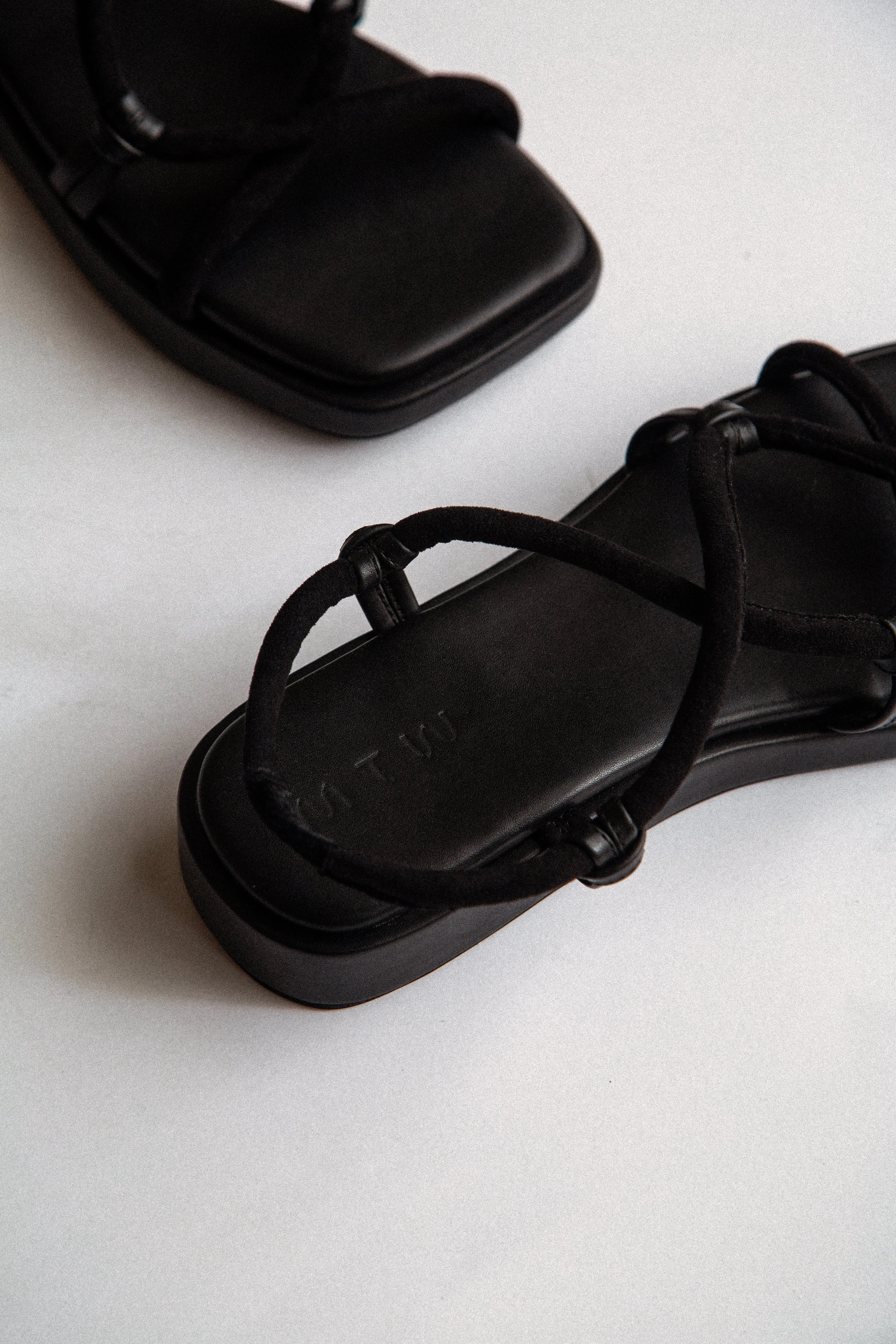 PRETZEL SANDALS