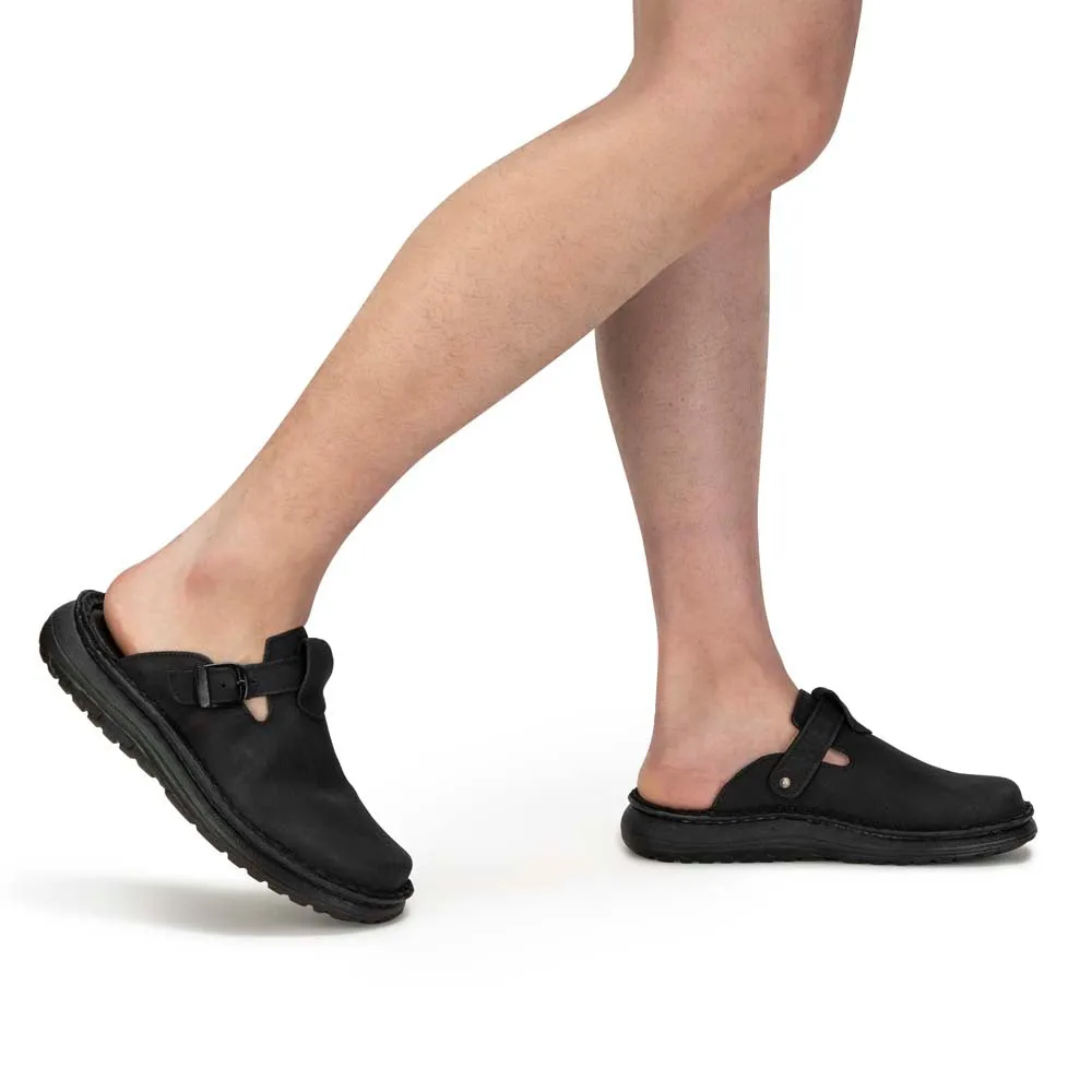 Sawyer - Leather Clog-Toe Sandal | Black Nubuck