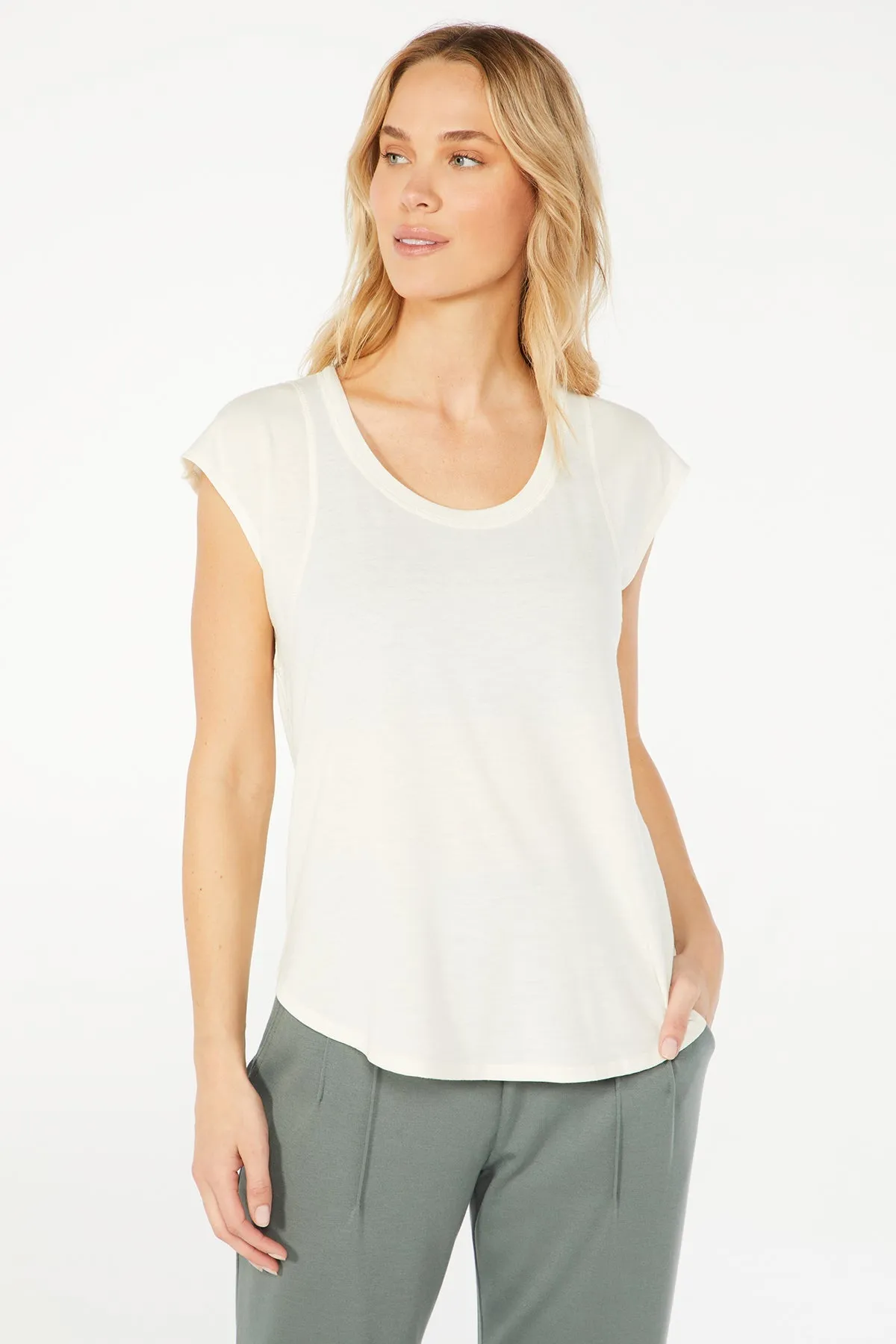 Shelly Top