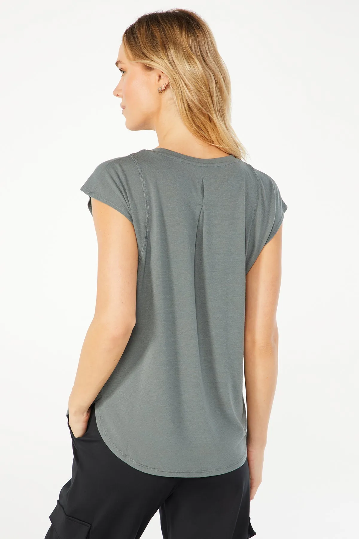 Shelly Top