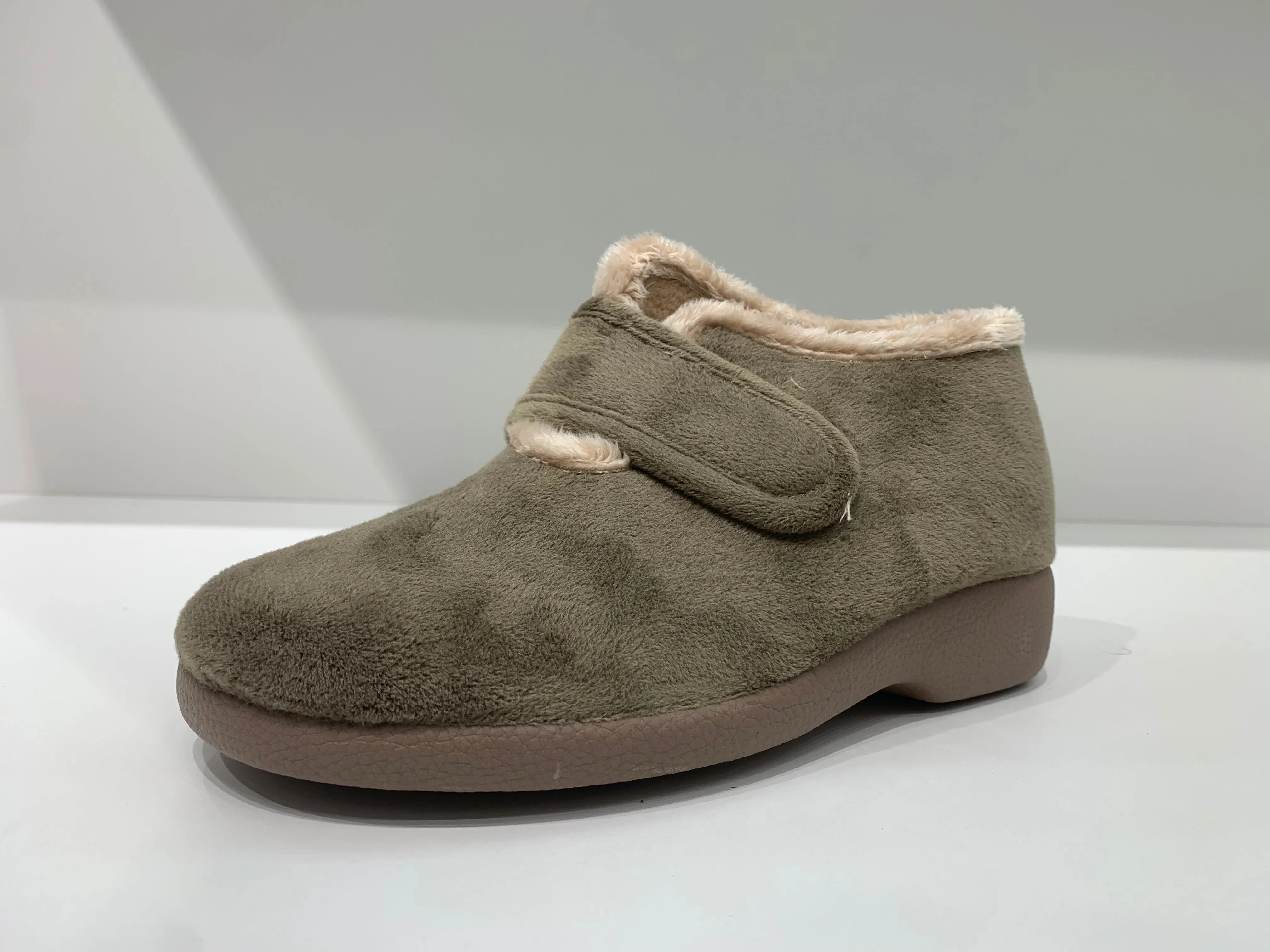 SNUGGLE BOOTS KAKI