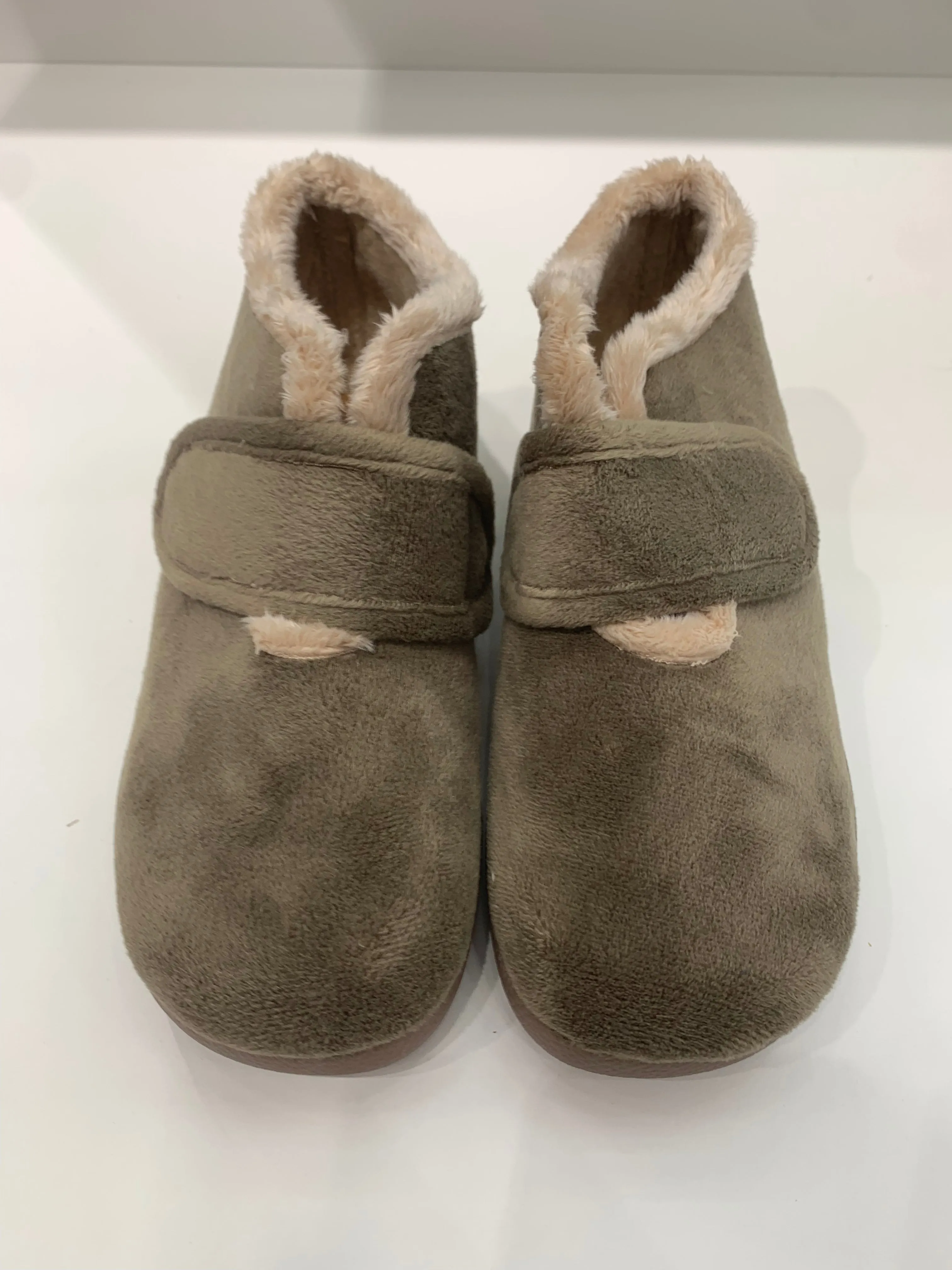 SNUGGLE BOOTS KAKI