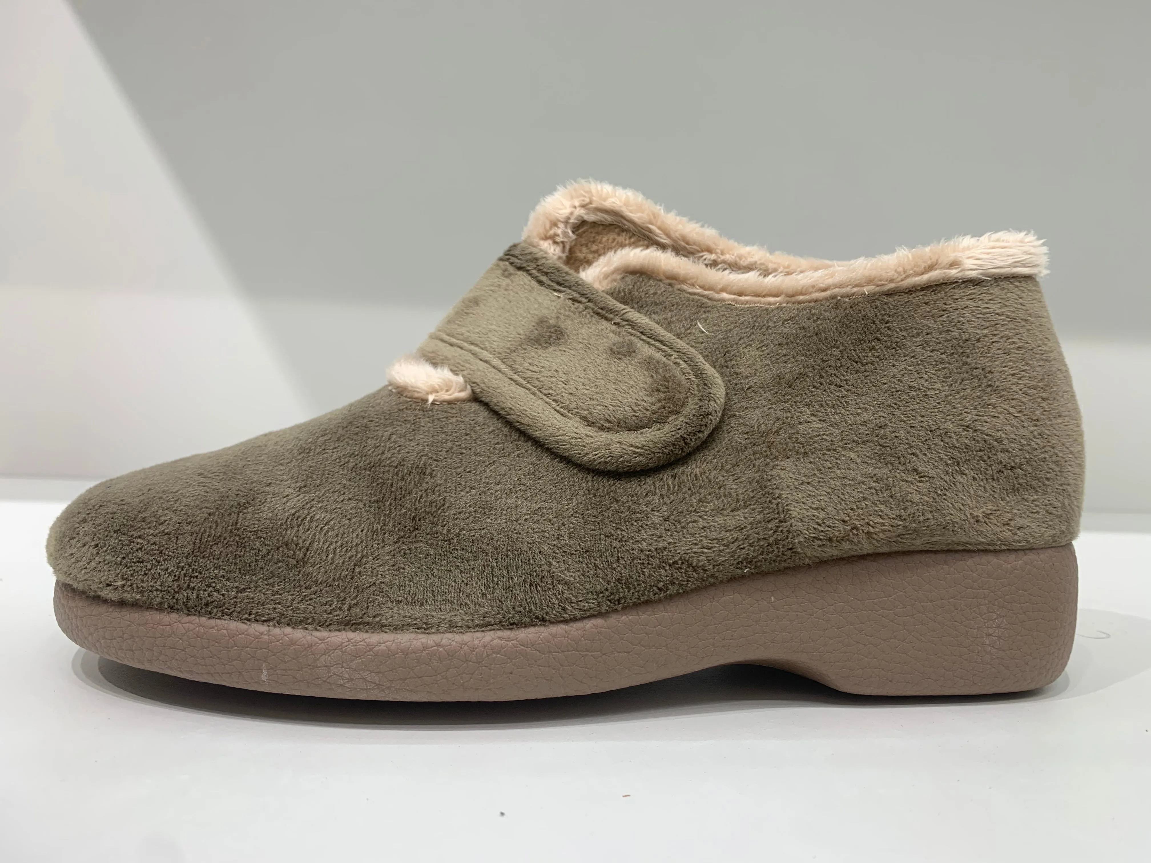 SNUGGLE BOOTS KAKI