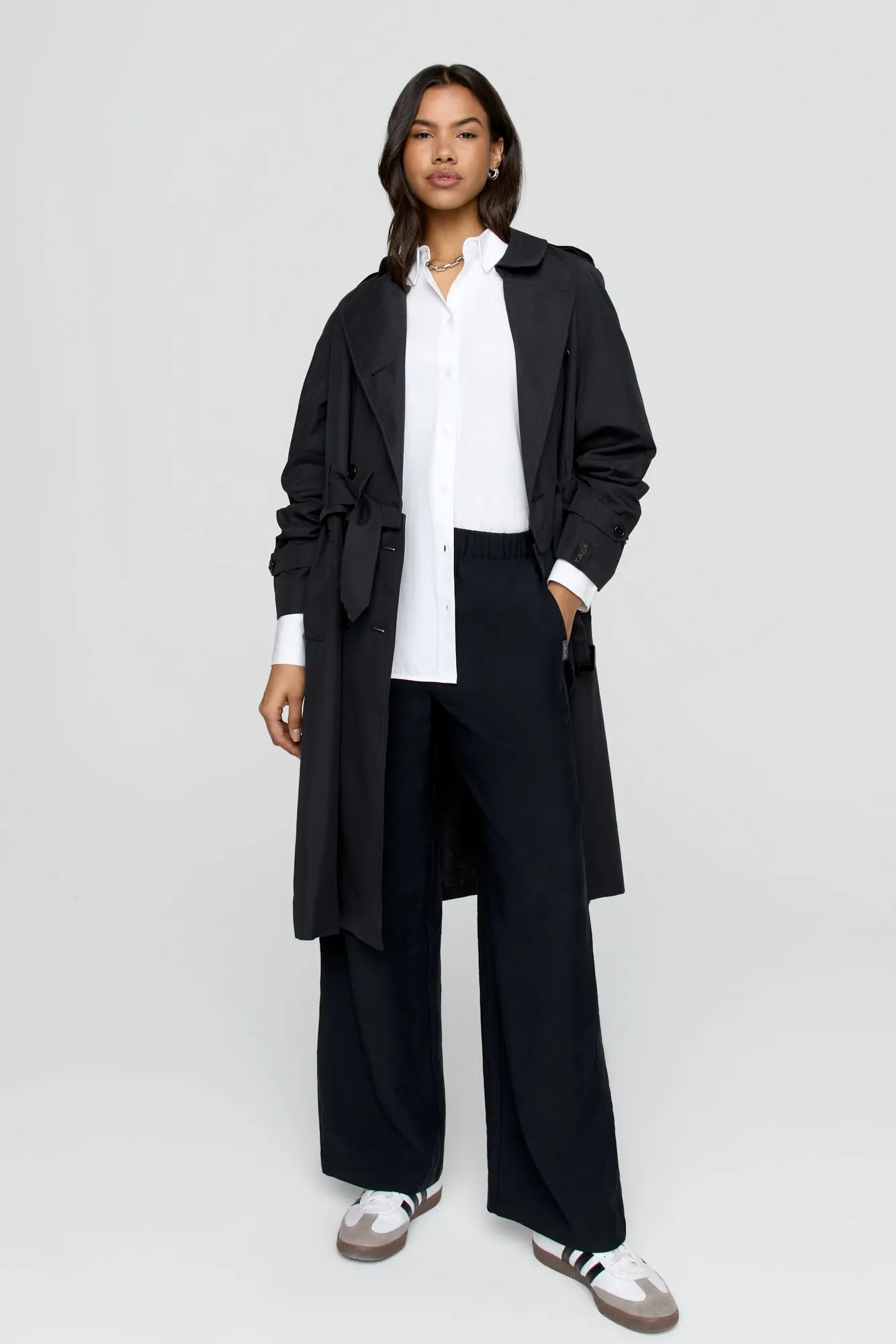 THE ESSENTIAL SOFT TAILORING WIDE LEG TROUSER - BLACK
