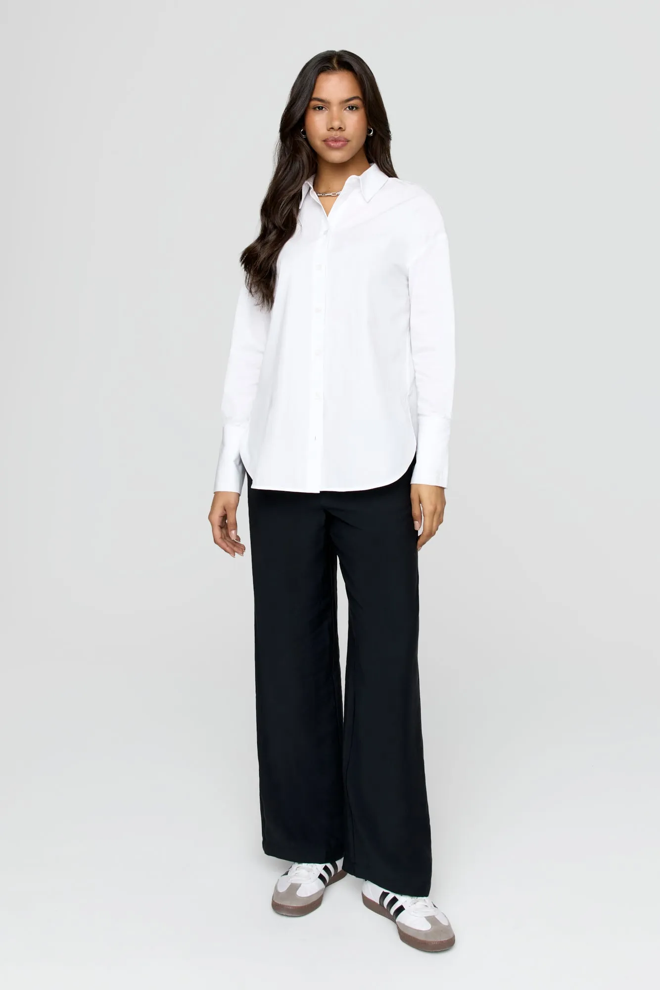 THE ESSENTIAL SOFT TAILORING WIDE LEG TROUSER - BLACK