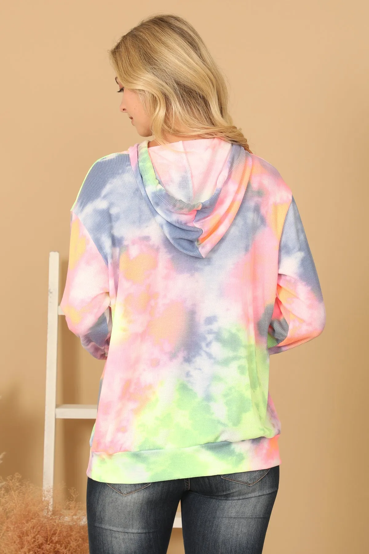 TIE-DYE DRAWSTRING HOODIE TOP