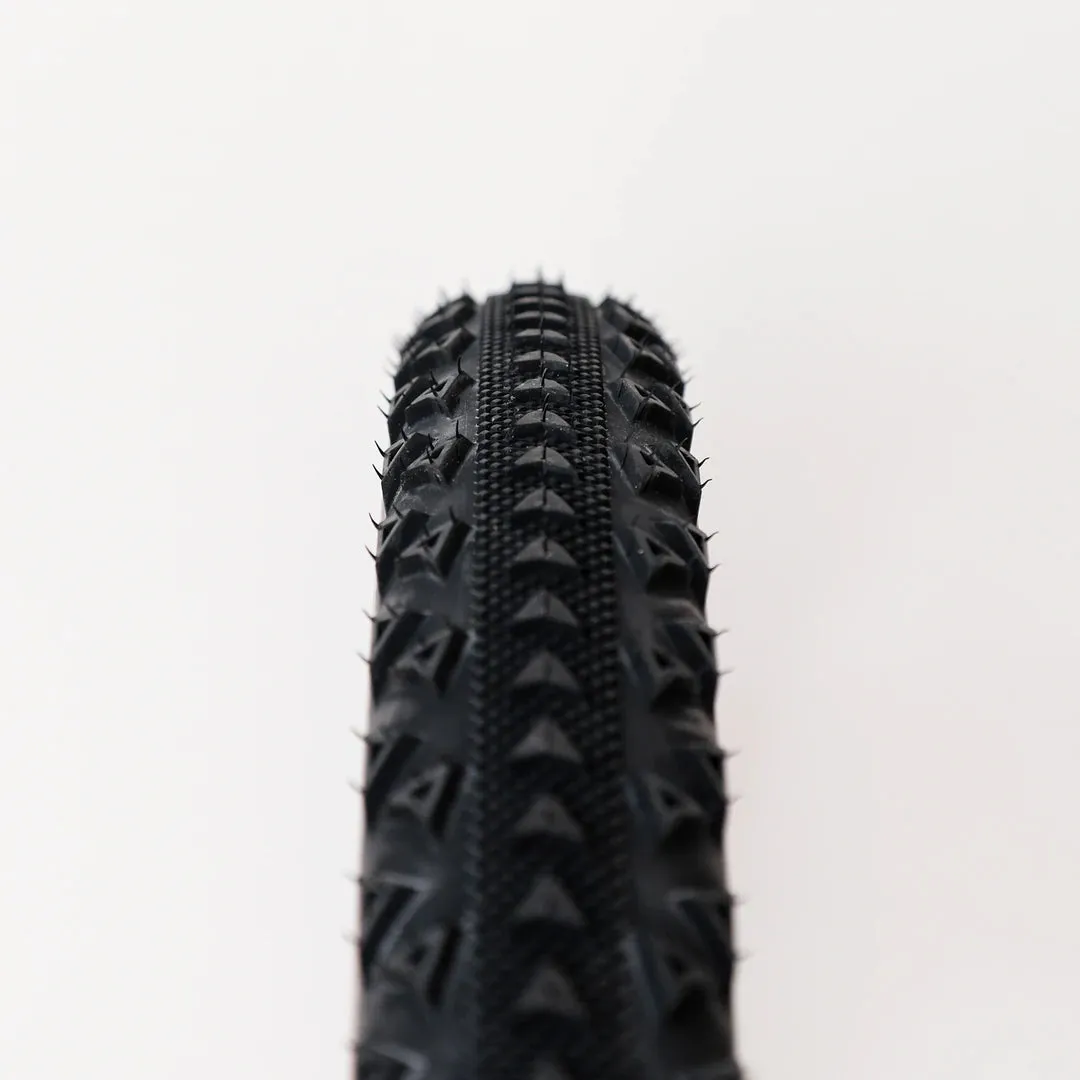 Ultradynamico Rose JFF tire