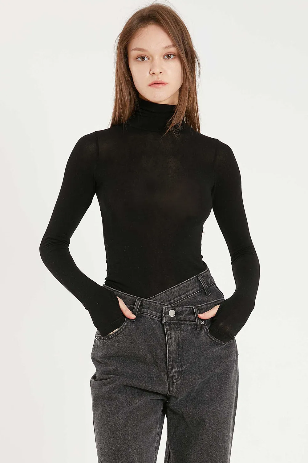 Ulyana Thumb Hole Slim Top
