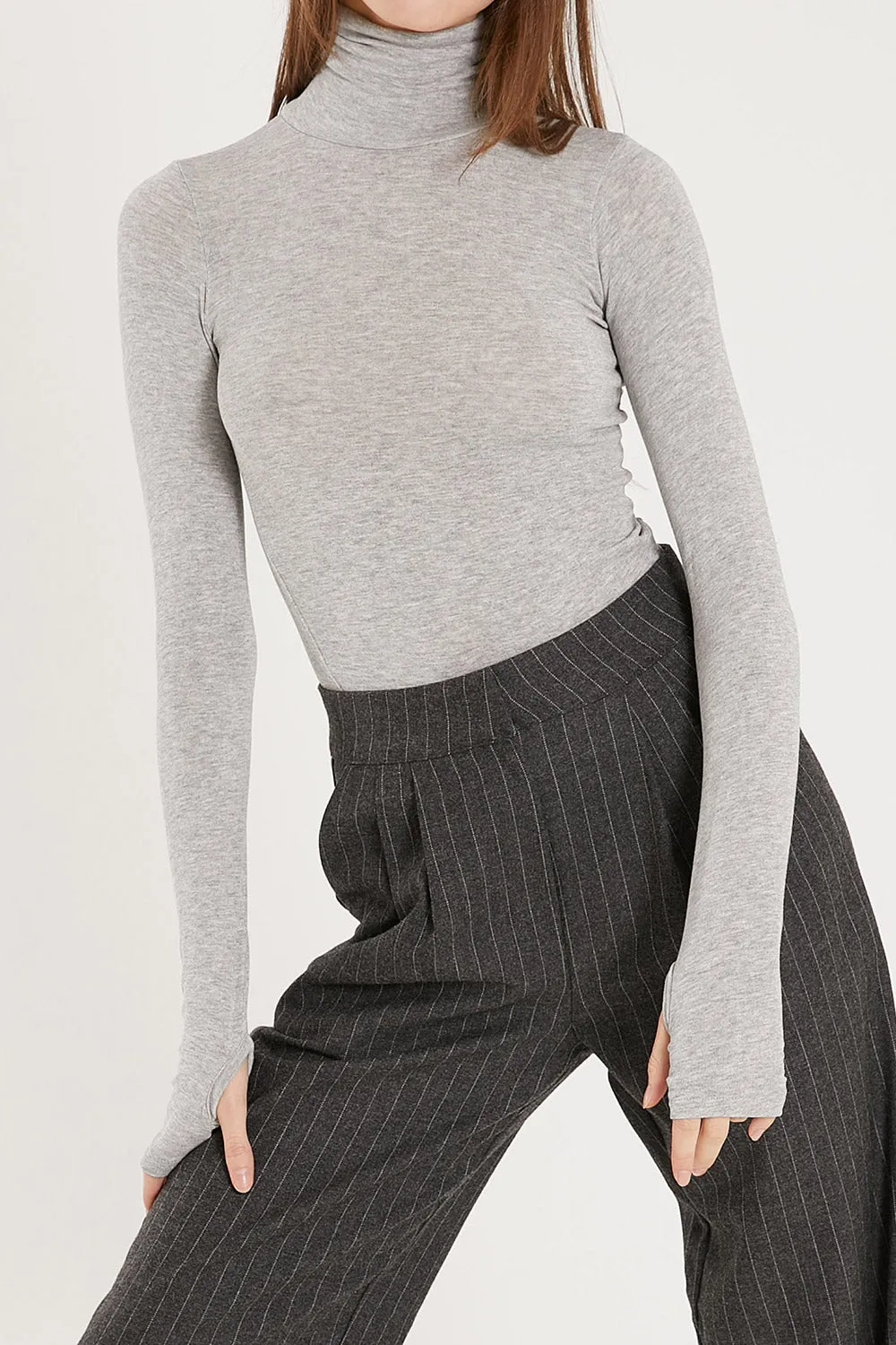 Ulyana Thumb Hole Slim Top