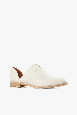 Women's Side Scoop Cowman Shoes In Ivory